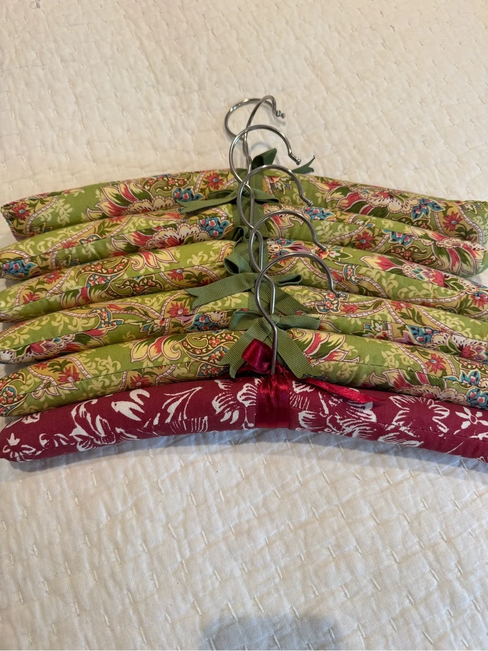Vera Bradley Padded Hanger Set